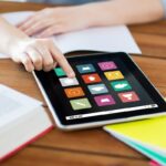 Creating Seamless Multitasking Experiences in iPad Apps
