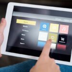 Leverage the iPad’s Large Screen for Enhanced User Interface