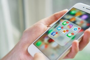 iPhone Mobile Commerce