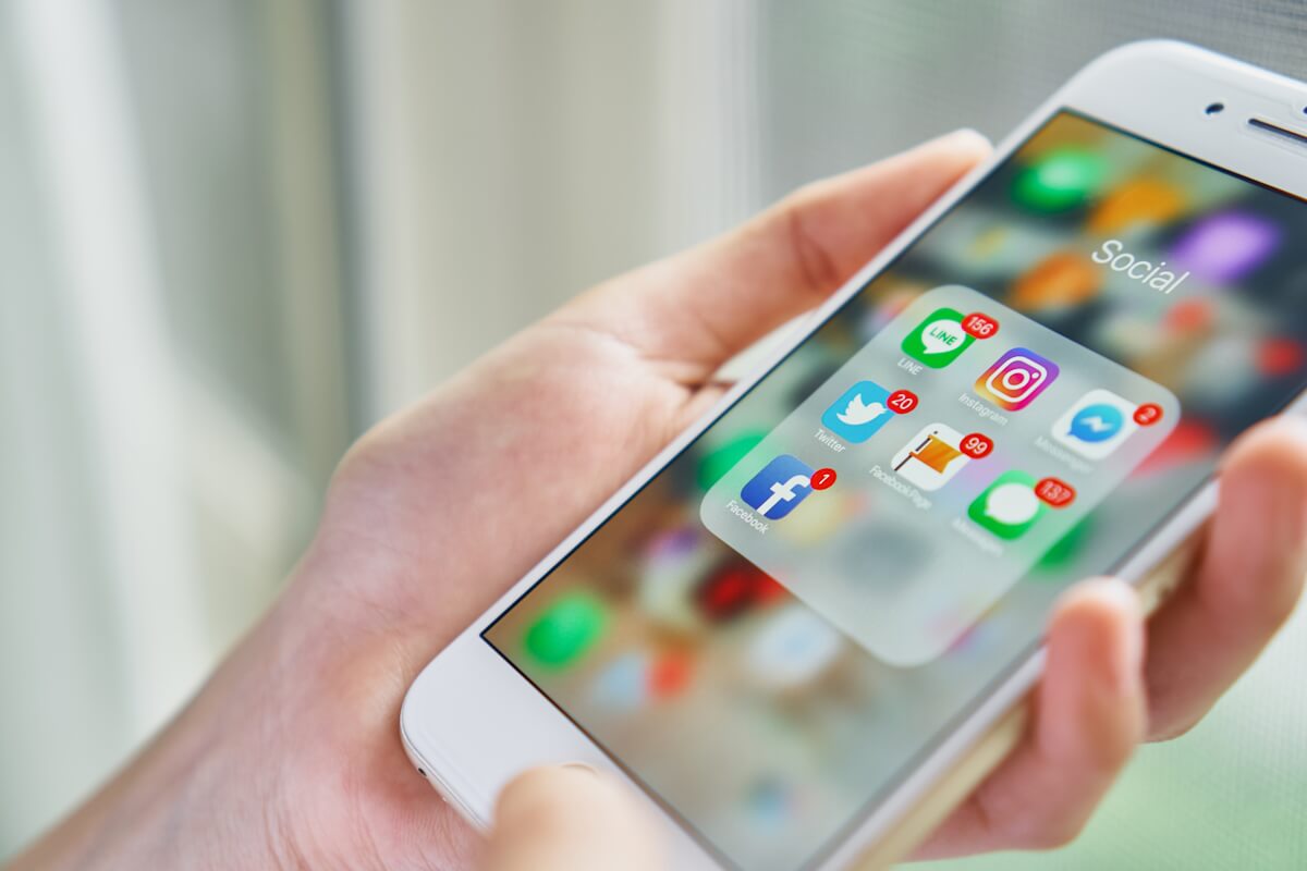 iPhone Mobile Commerce