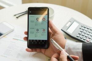 personal finance iPhone apps